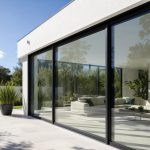 découvrez comment choisir le film solaire anti chaleur idéal pour protéger efficacement votre maison tout en améliorant le confort intérieur et en réduisant la consommation énergétique.