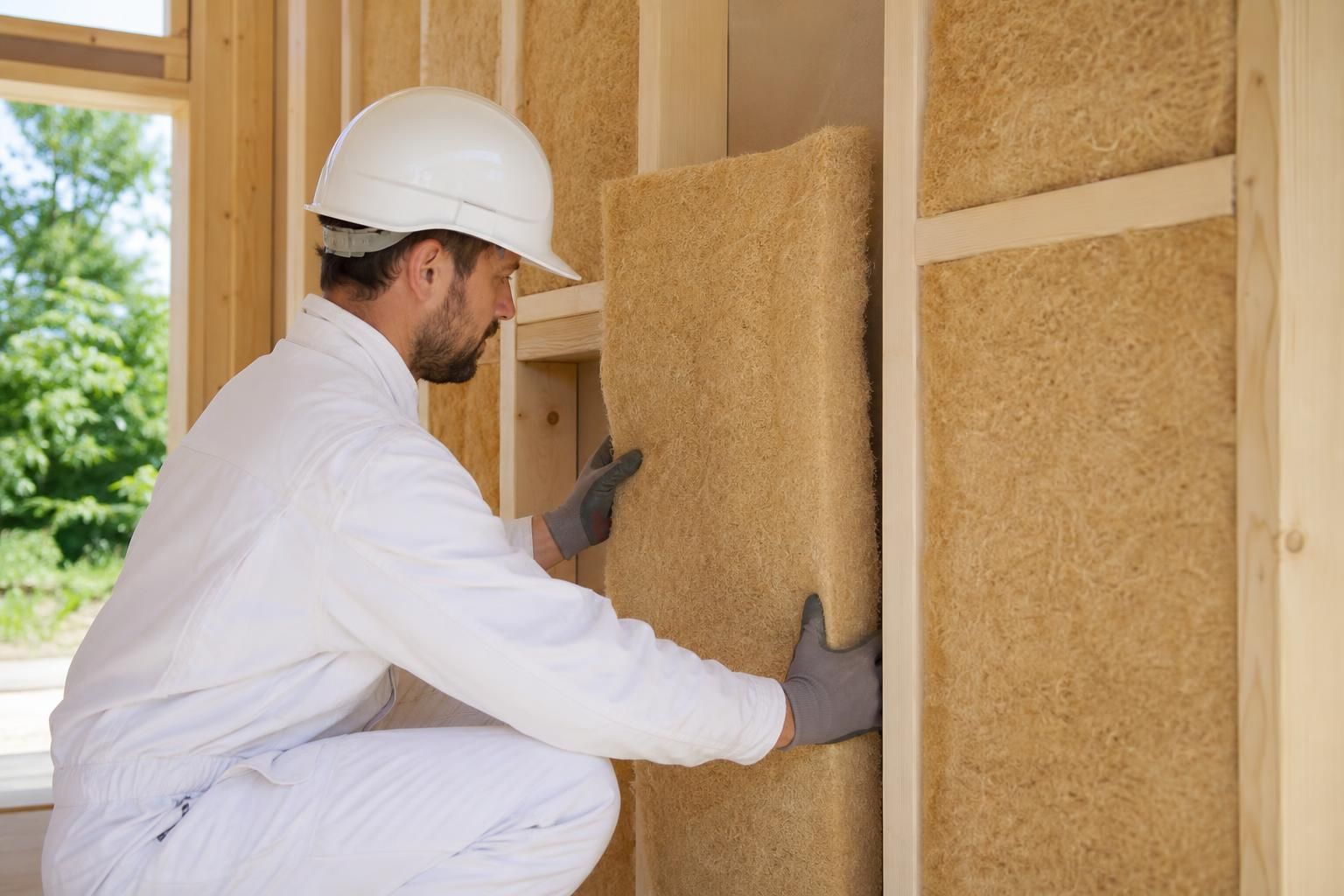 Isolation par laine de bois : avantages et conseils pour une maison plus écologique
