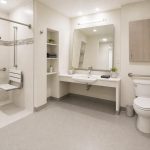 découvrez comment aménager une salle de bain pmr pour améliorer le confort et l'accessibilité, avec des solutions adaptées aux besoins spécifiques des personnes à mobilité réduite.