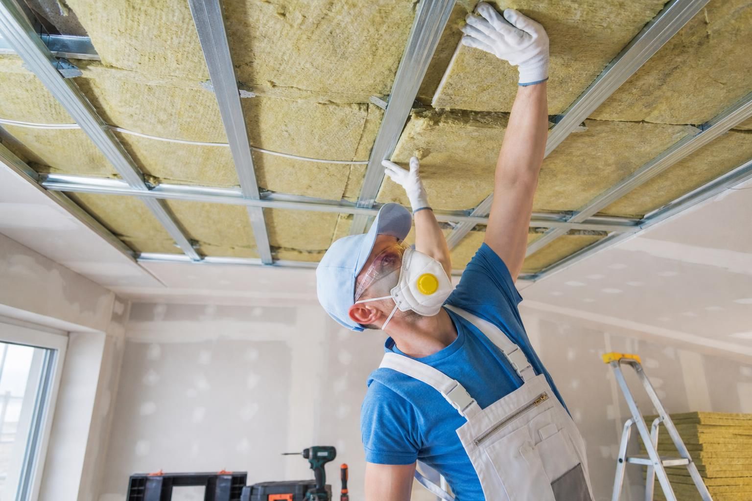 Isolation au plafond : les meilleures techniques pour améliorer votre confort thermique