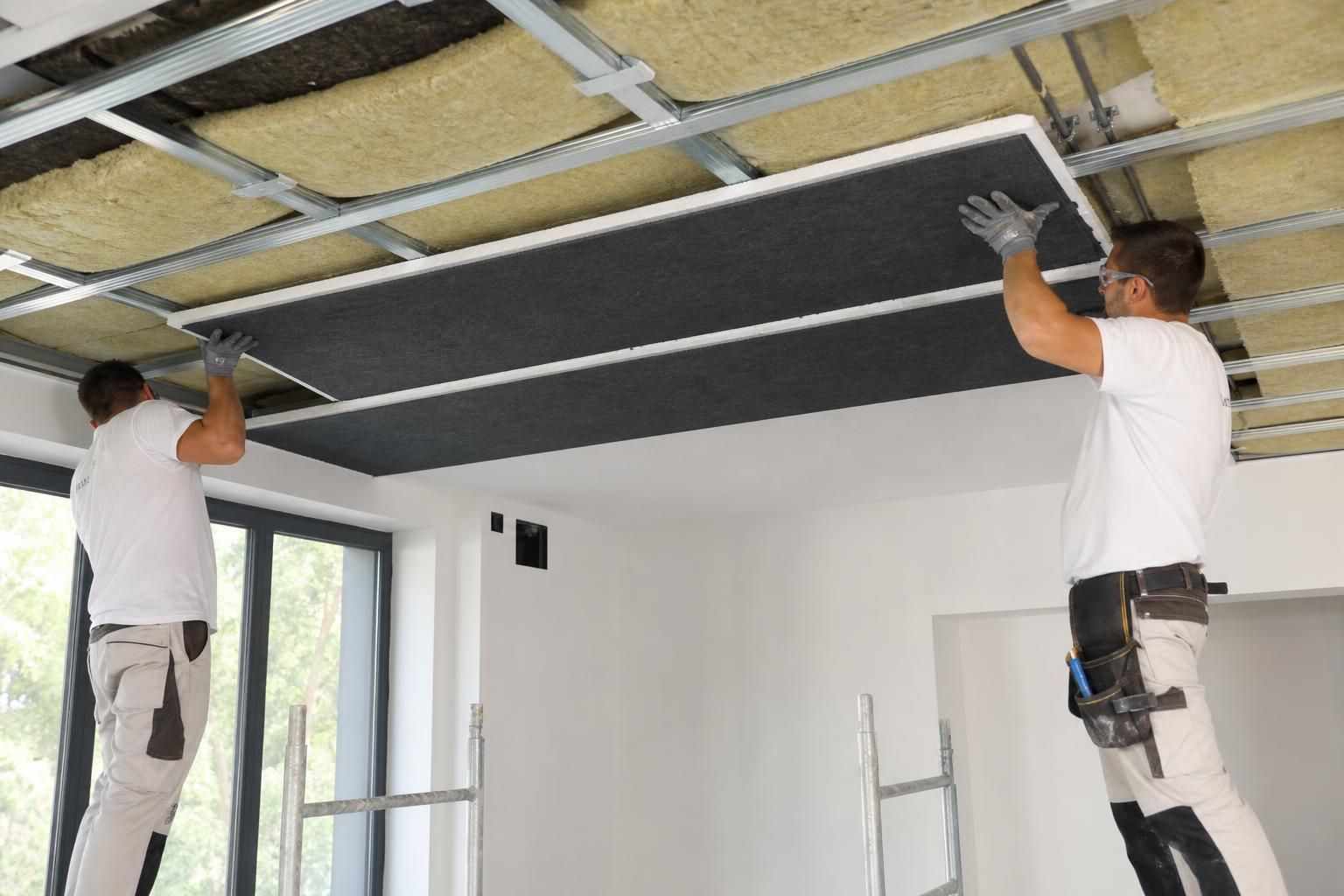 Isolation phonique pour plafond : techniques et conseils pour un confort optimal